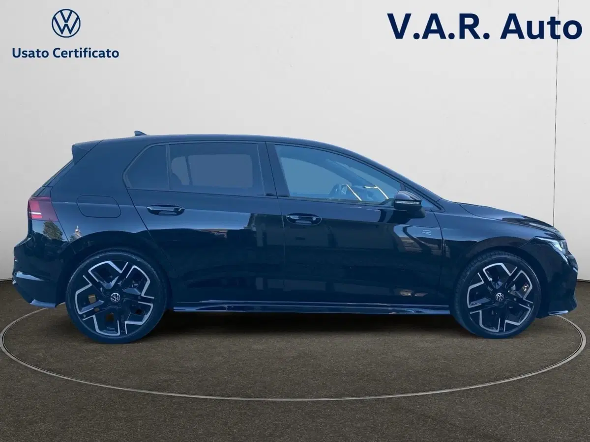 Volkswagen Golf nuova a Bologna (6)