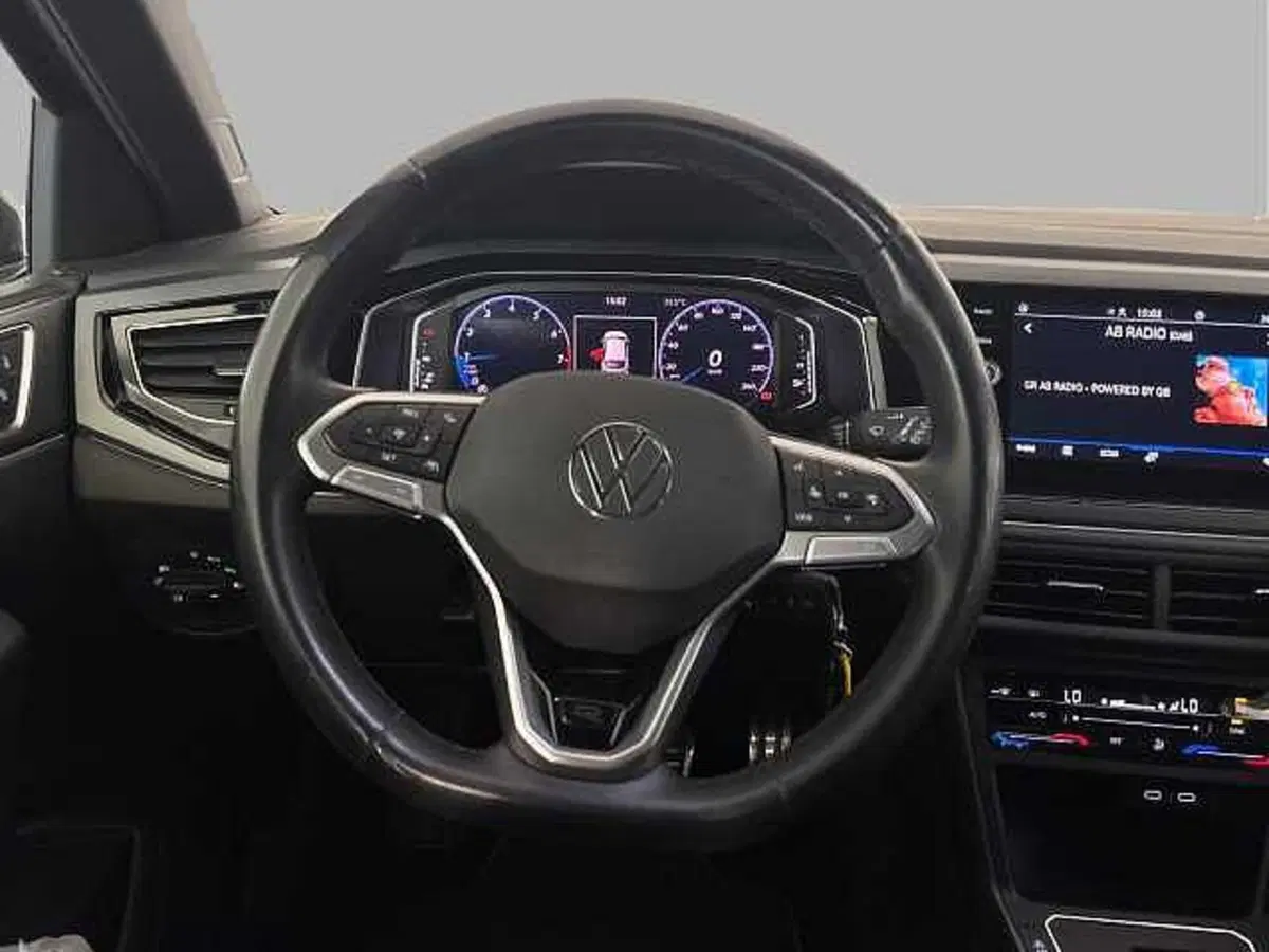 Volkswagen Taigo usata a Roma (9)