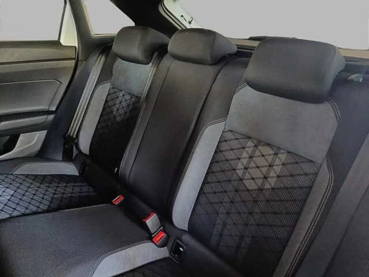 Volkswagen Taigo usata a Roma (13)