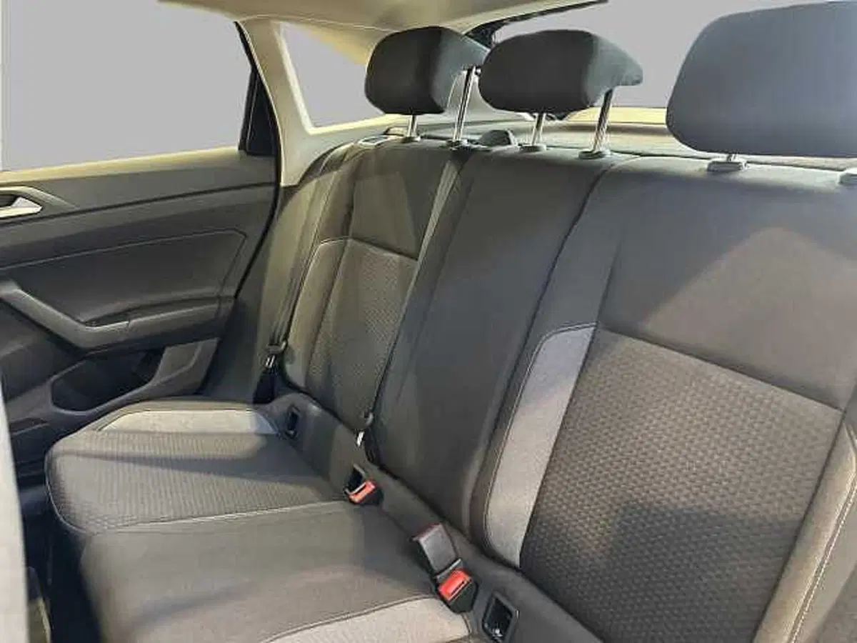 Volkswagen Taigo usata a Roma (11)