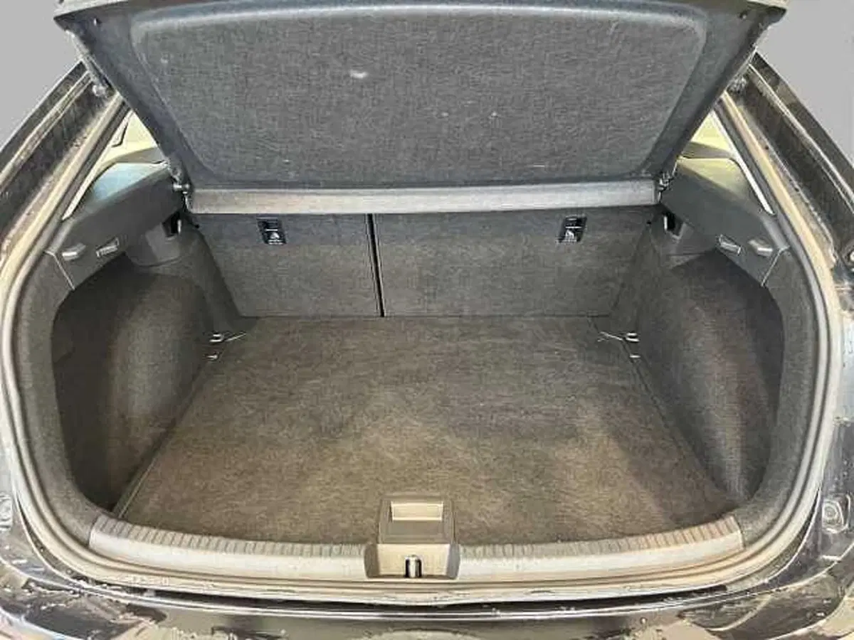 Volkswagen Taigo usata a Roma (12)