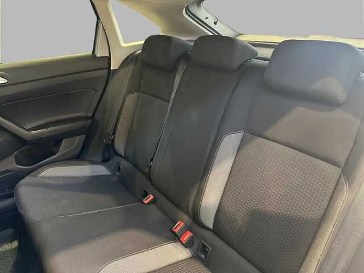 Volkswagen Taigo usata a Roma (11)