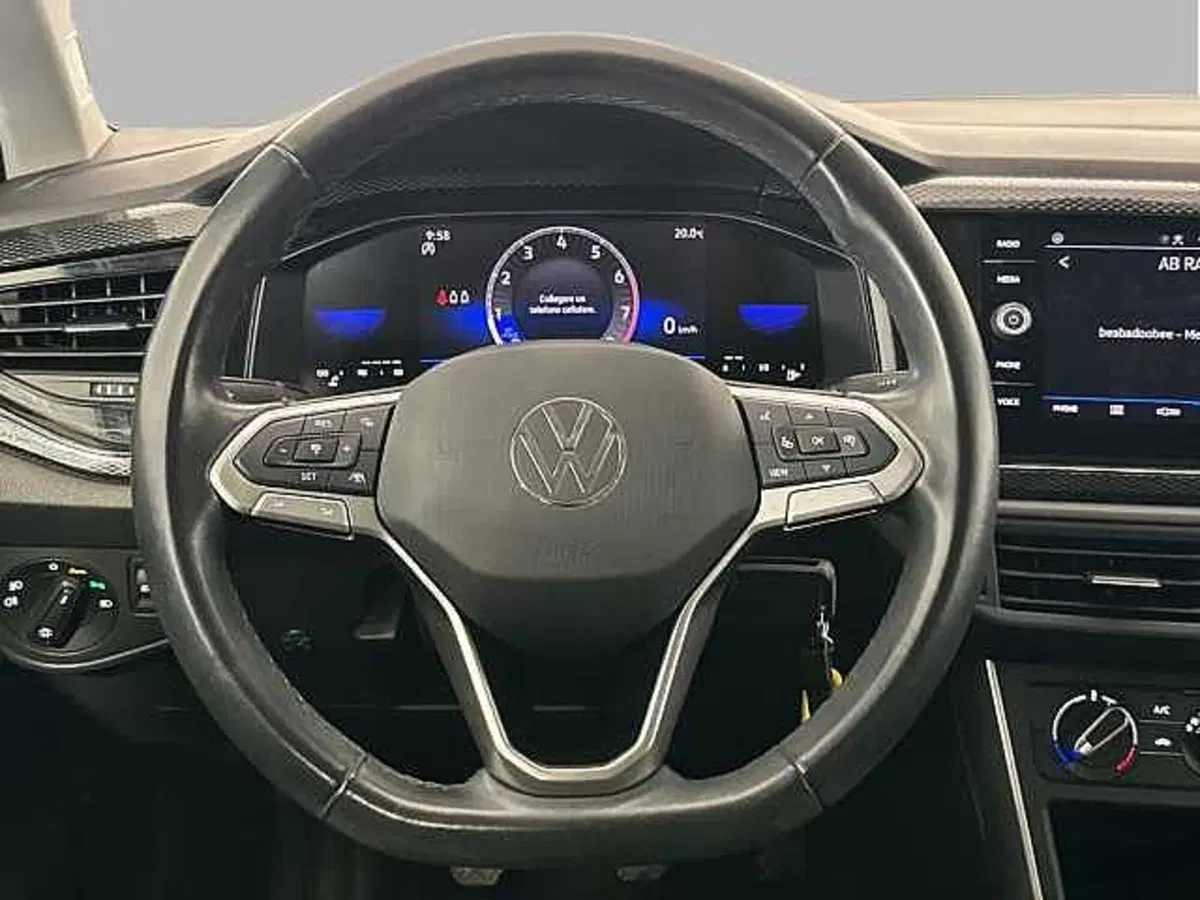 Volkswagen Taigo usata a Roma (9)