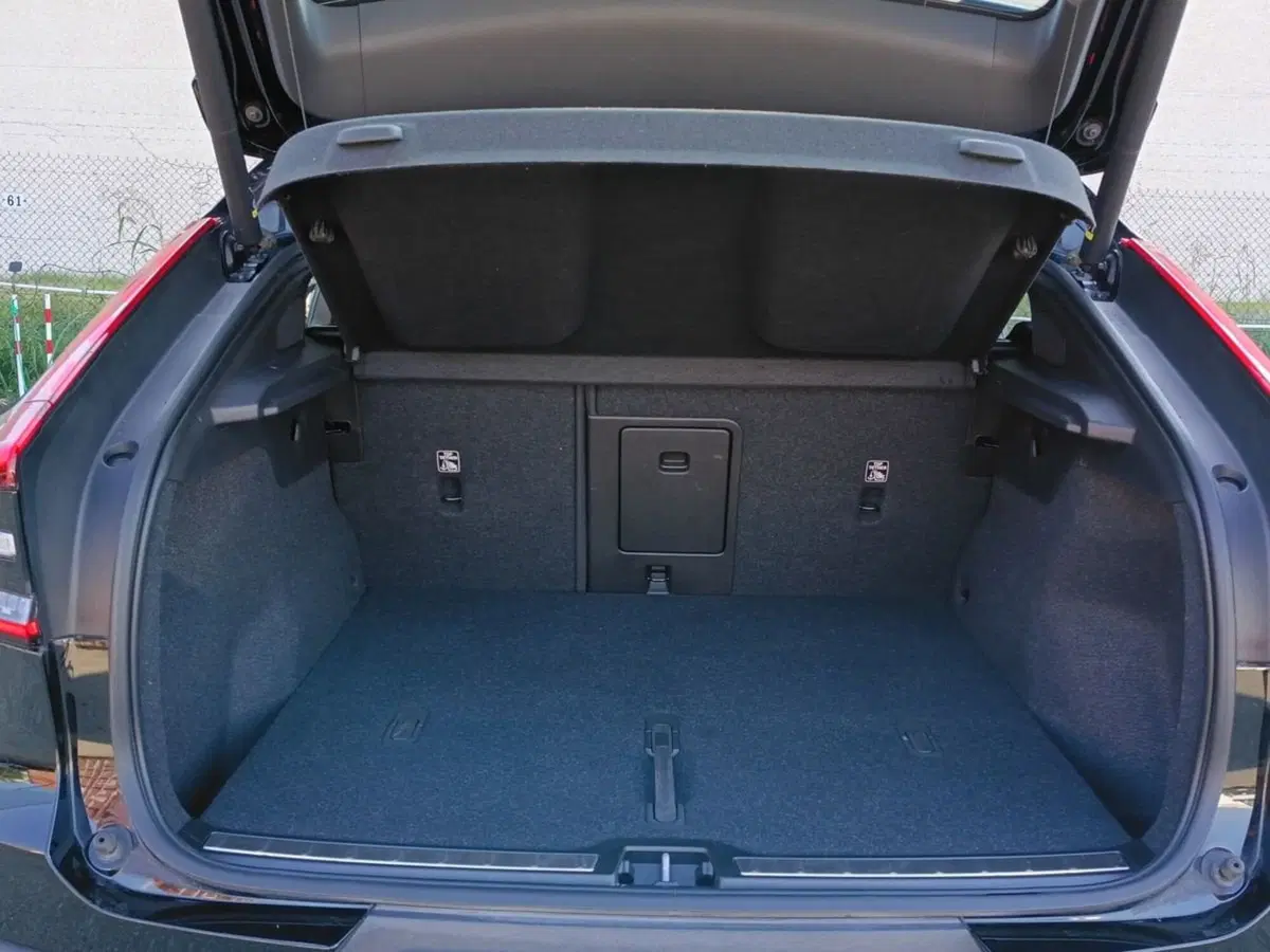 Volvo C40 usata a Parma (19)