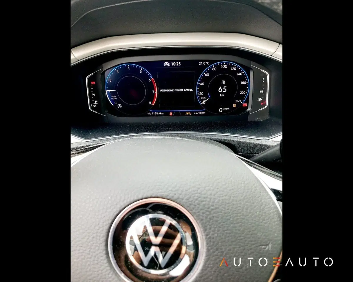Volkswagen T-Roc Cabrio usata a Parma (19)