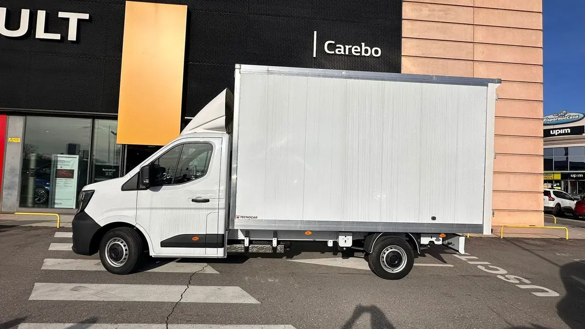 Renault Master Furgone nuova a Parma (2)