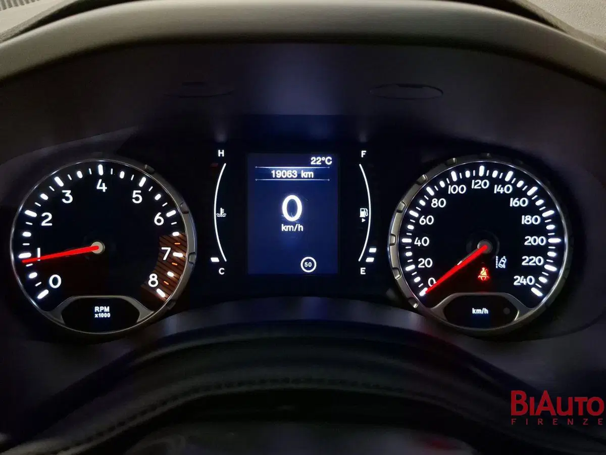 Jeep Renegade usata a Firenze (8)