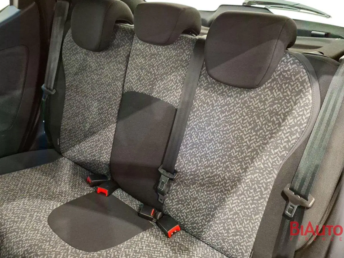 Lancia Ypsilon usata a Firenze (10)
