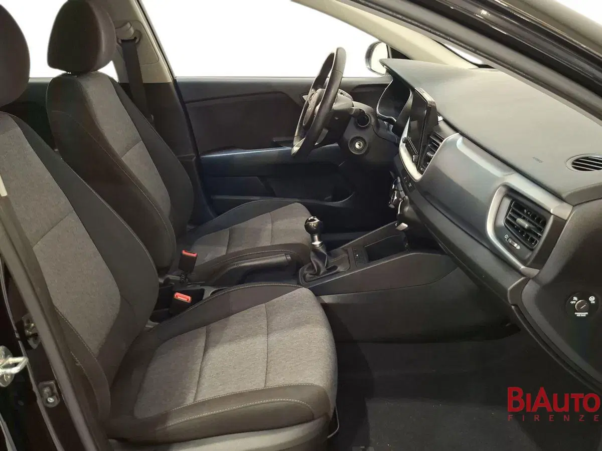 Kia Stonic usata a Firenze (17)