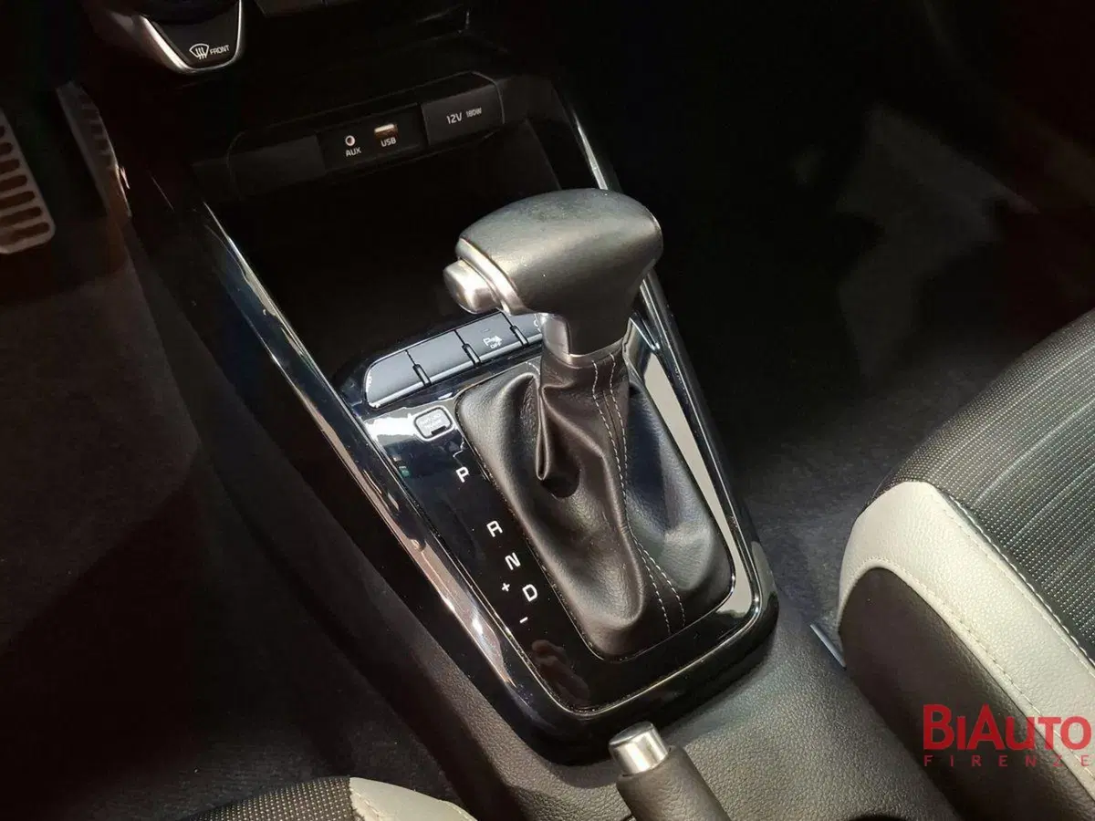Kia Stonic usata a Firenze (16)