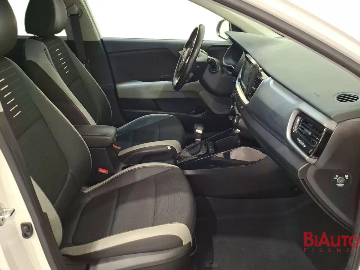 Kia Stonic usata a Firenze (17)