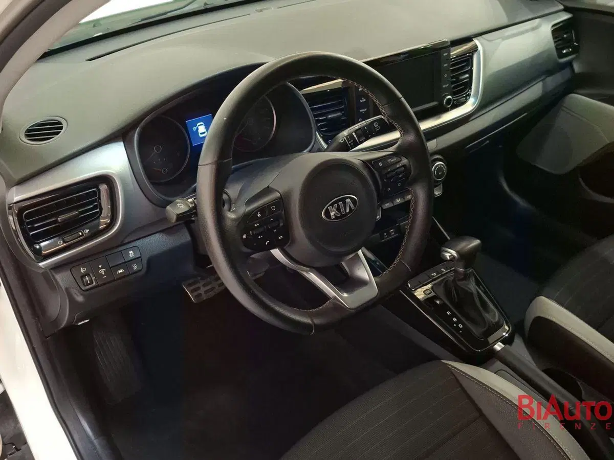Kia Stonic usata a Firenze (6)