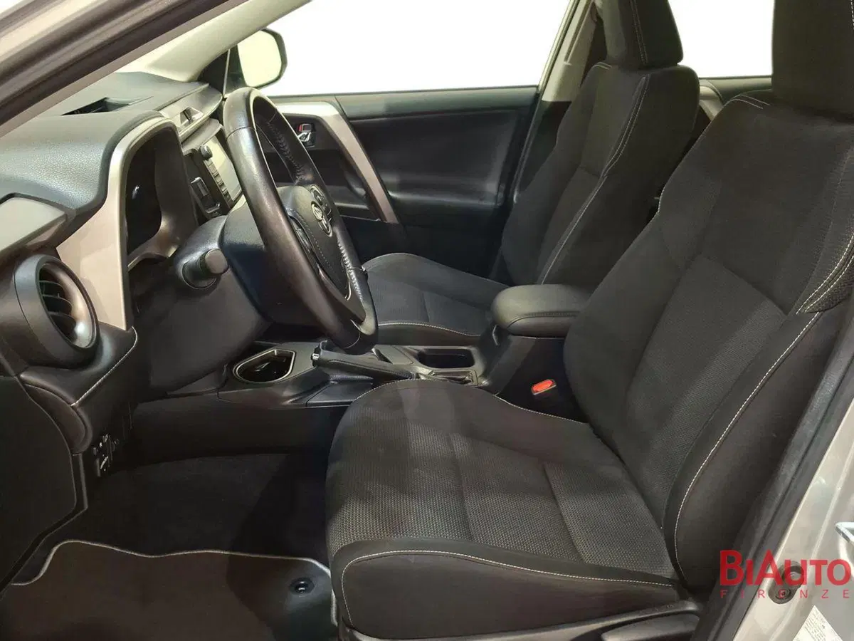 Toyota Rav4 usata a Firenze (18)
