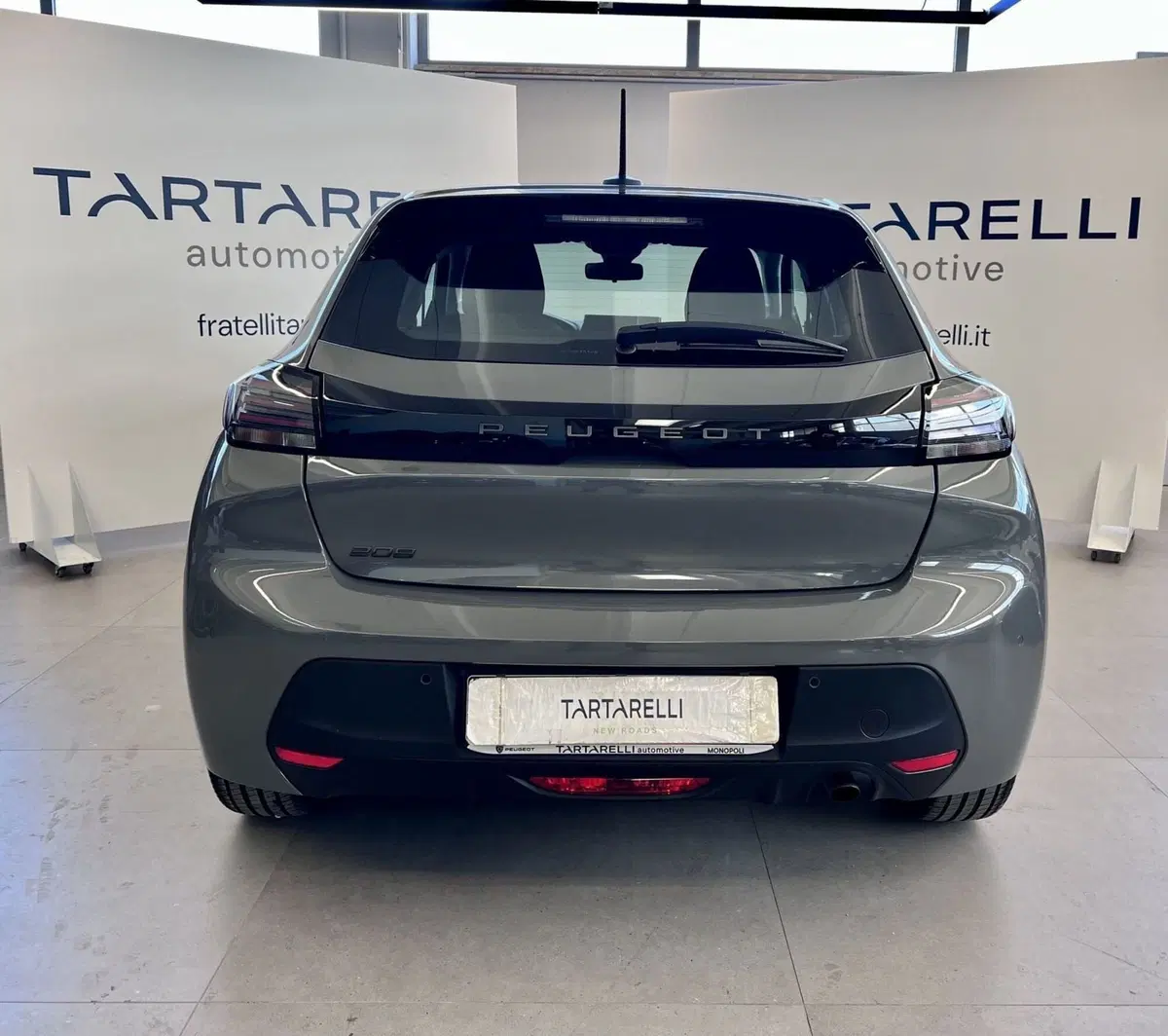 Peugeot 208 usata a Bari (5)