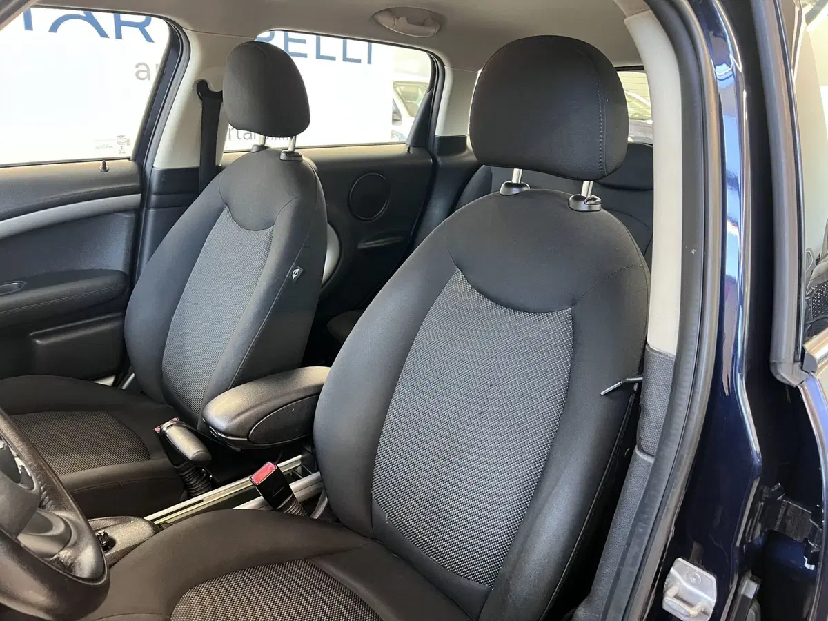 MINI Mini Countryman usata a Bari (14)