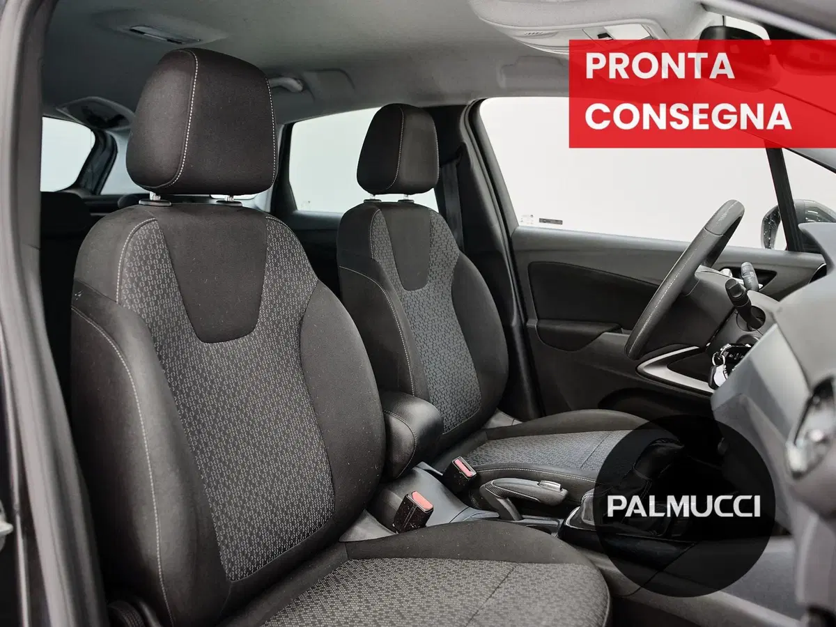 Opel Crossland X usata a Prato (13)