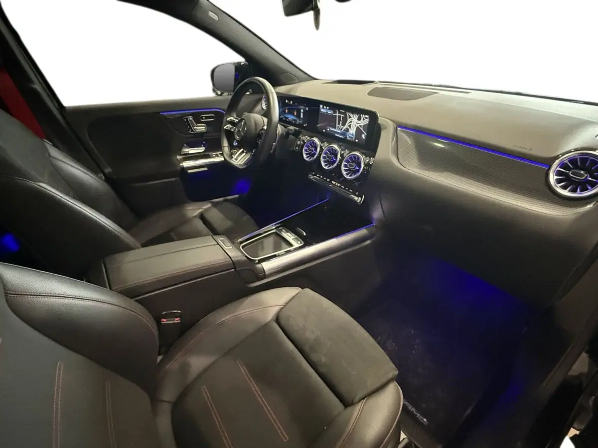 Mercedes-Benz GLA SUV usata a Napoli (14)