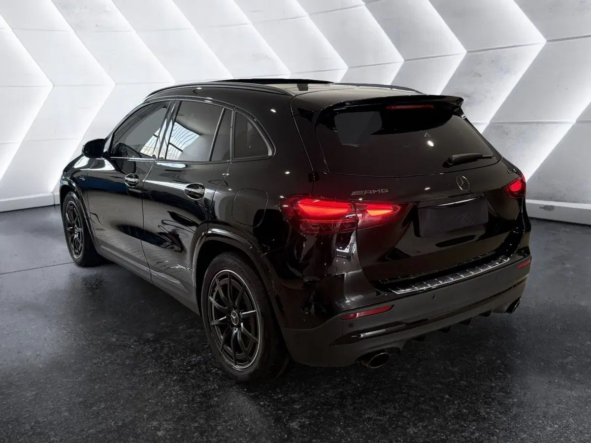 Mercedes-Benz GLA SUV usata a Napoli (7)