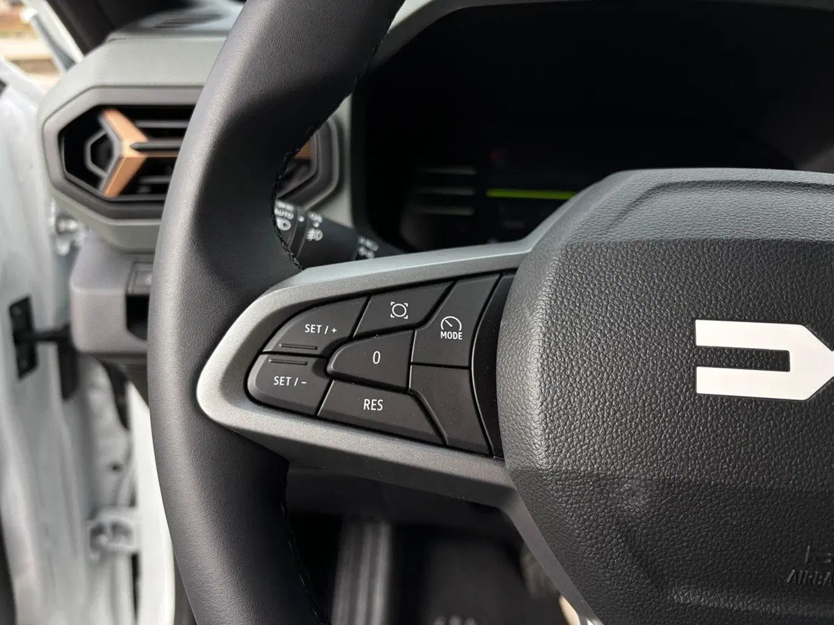 Dacia Duster nuova a Vercelli (11)