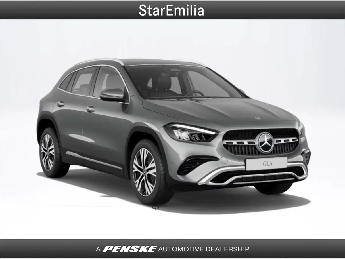 Mercedes-Benz GLA SUV nuova a Bologna