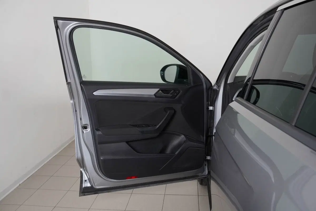 Volkswagen T-Roc usata a Perugia (13)