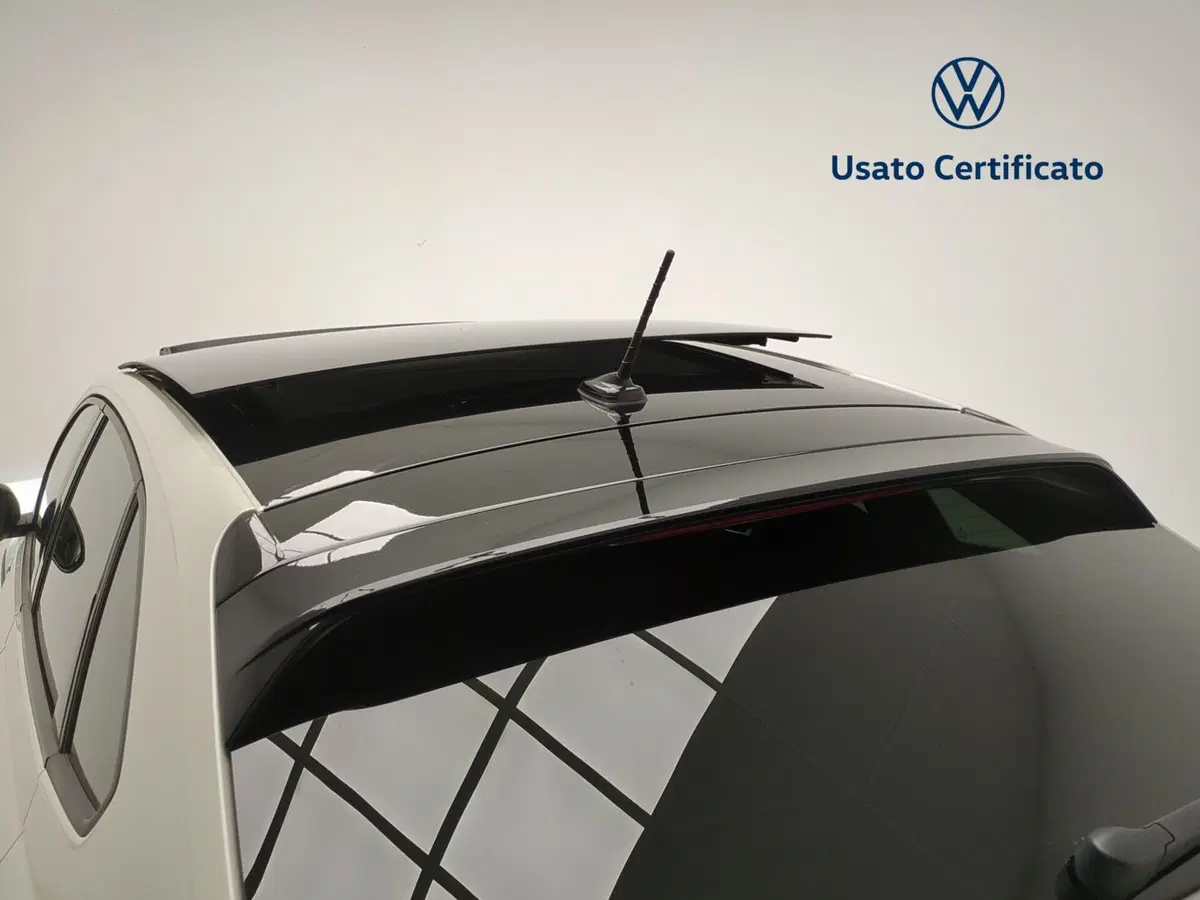 Volkswagen Taigo usata a Avellino (13)