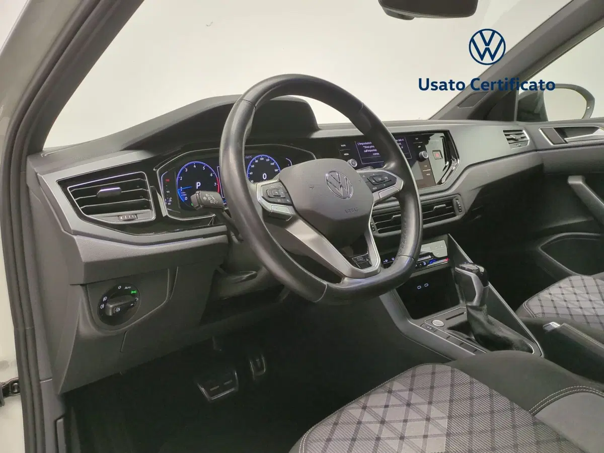 Volkswagen Taigo usata a Avellino (17)