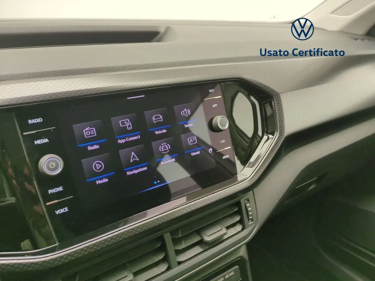 Volkswagen T-Cross usata a Avellino (16)