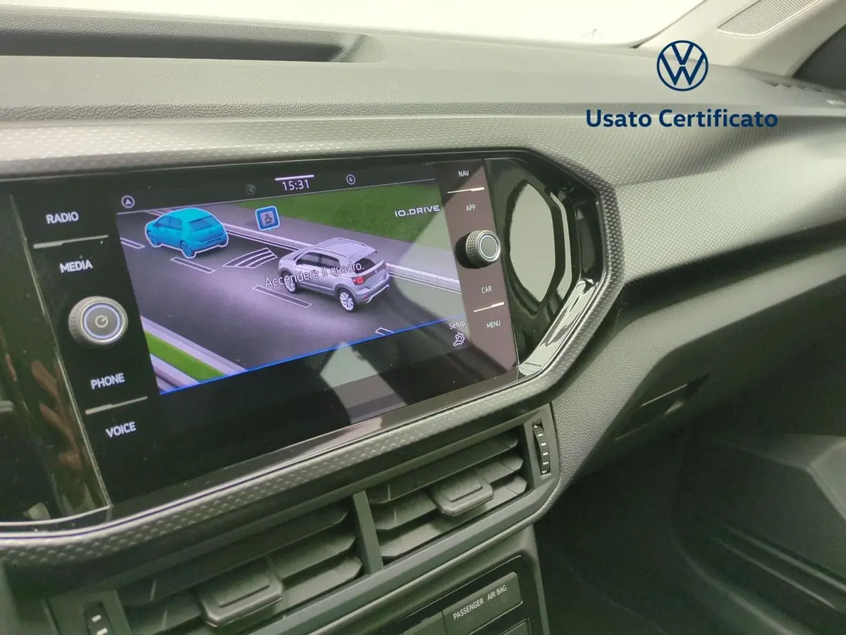 Volkswagen T-Cross usata a Avellino (17)