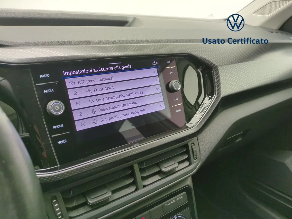 Volkswagen T-Cross usata a Avellino (18)