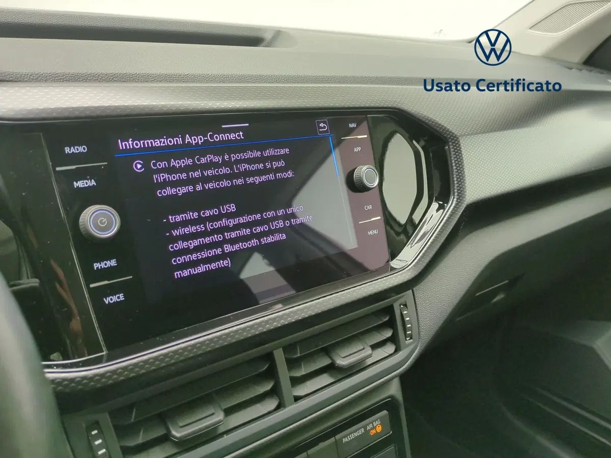 Volkswagen T-Cross usata a Avellino (19)