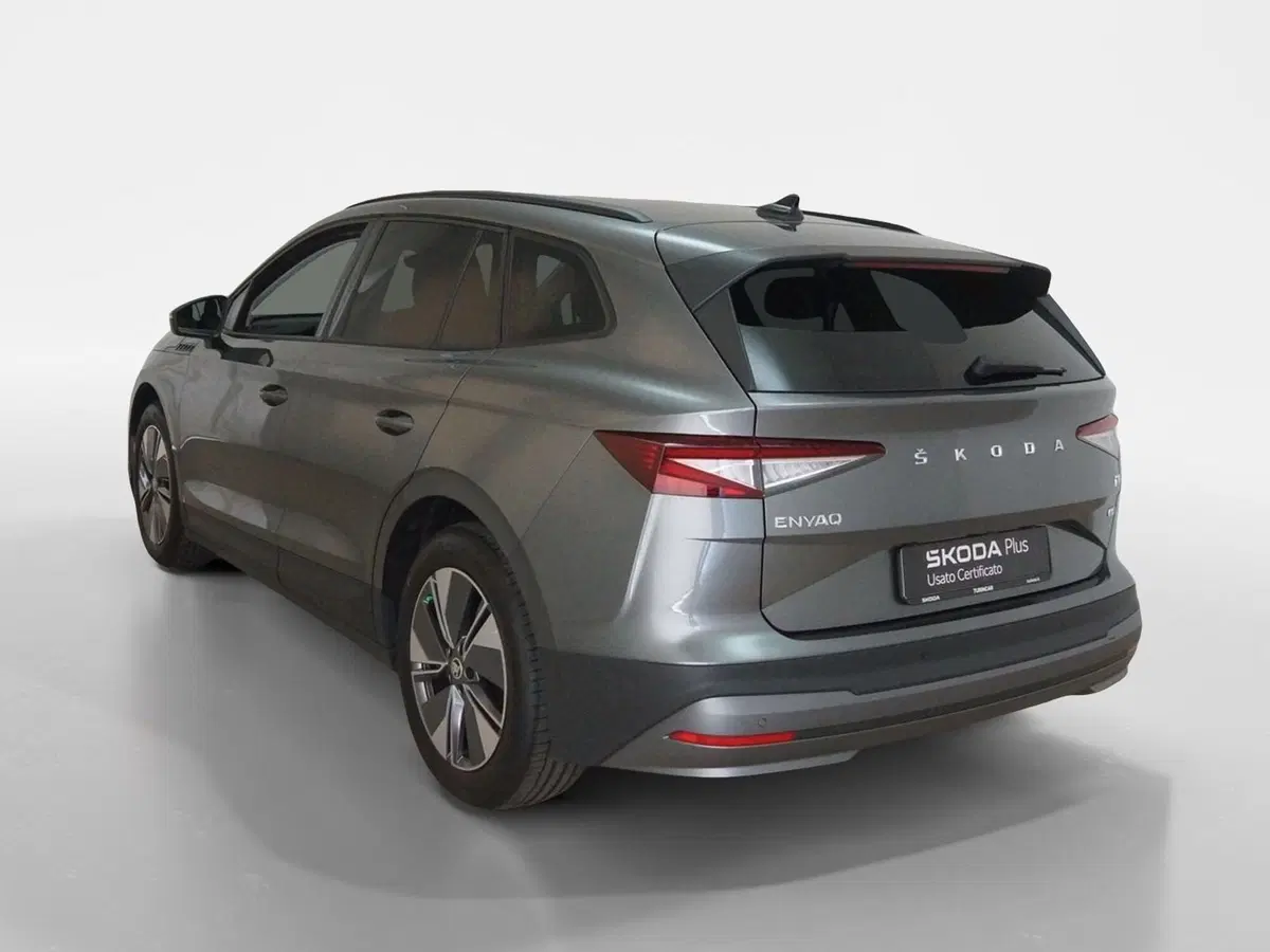 Skoda Enyaq usata a Torino (4)