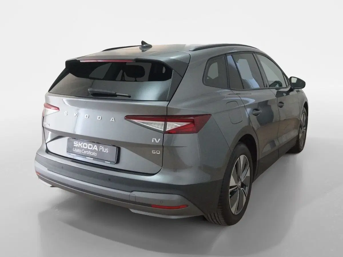 Skoda Enyaq usata a Torino (6)