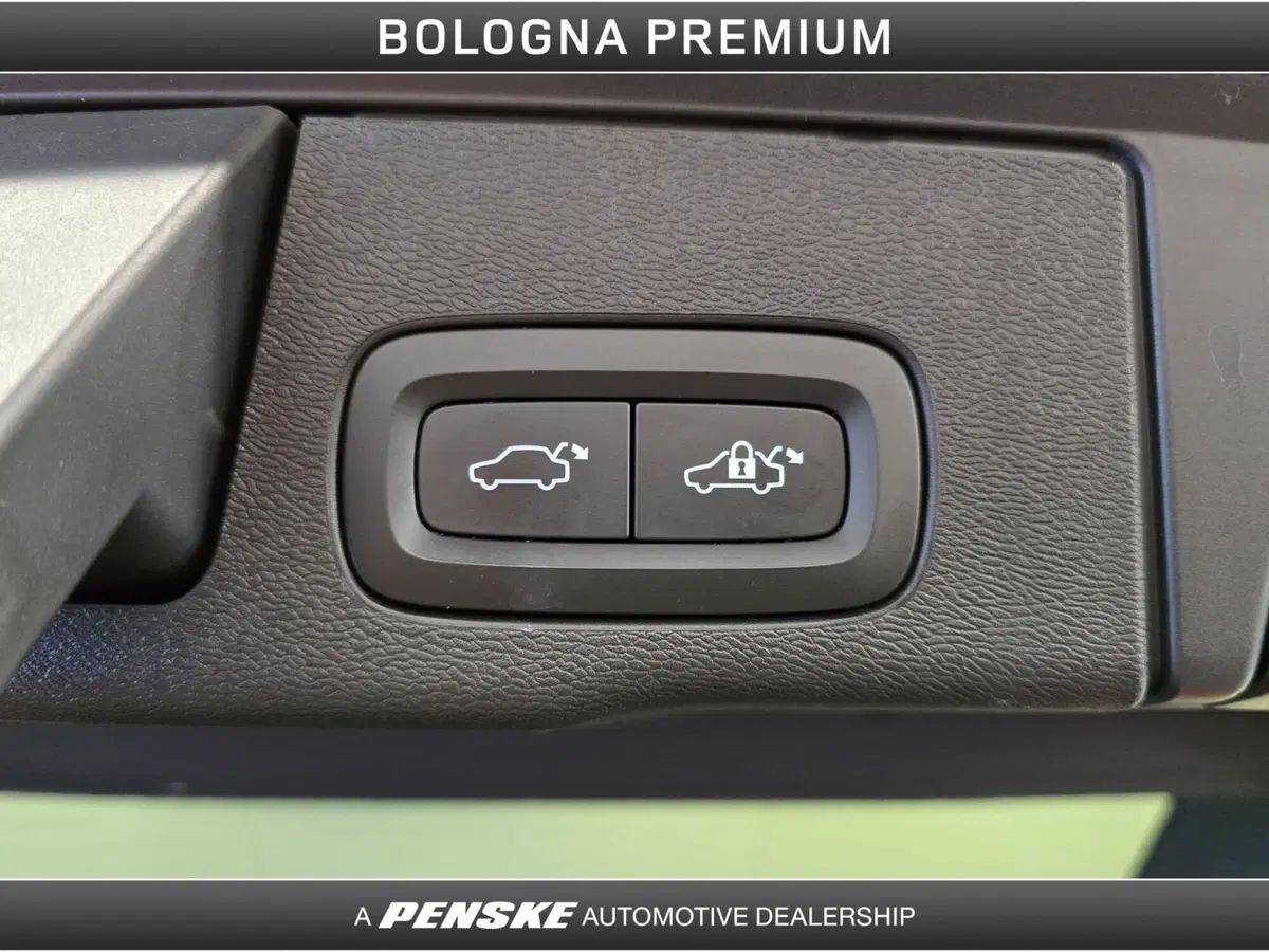 Volvo XC60 usata a Bologna (11)