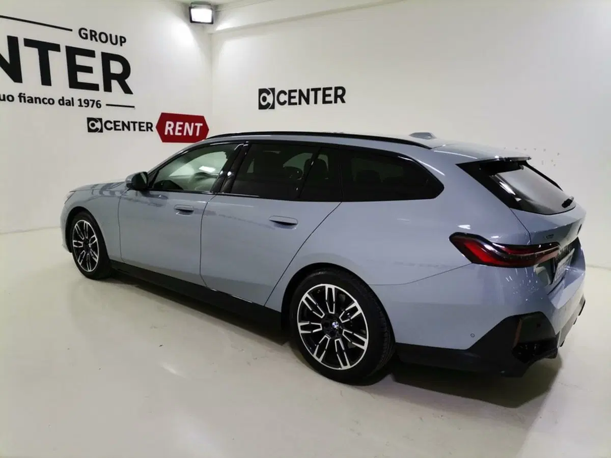 BMW Serie 5 Touring usata a Salerno (4)