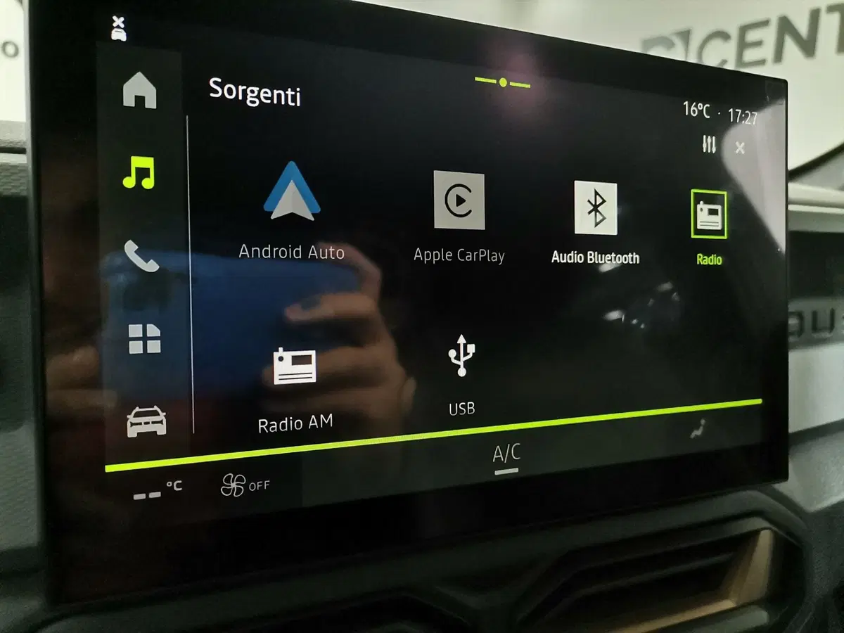 Dacia Duster nuova a Salerno (14)