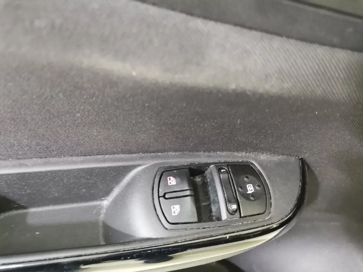 Opel Corsa usata a Salerno (14)
