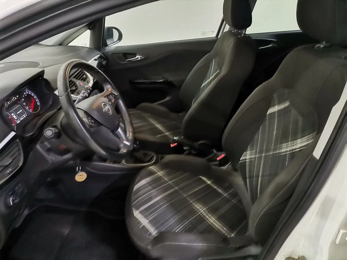 Opel Corsa usata a Salerno (9)