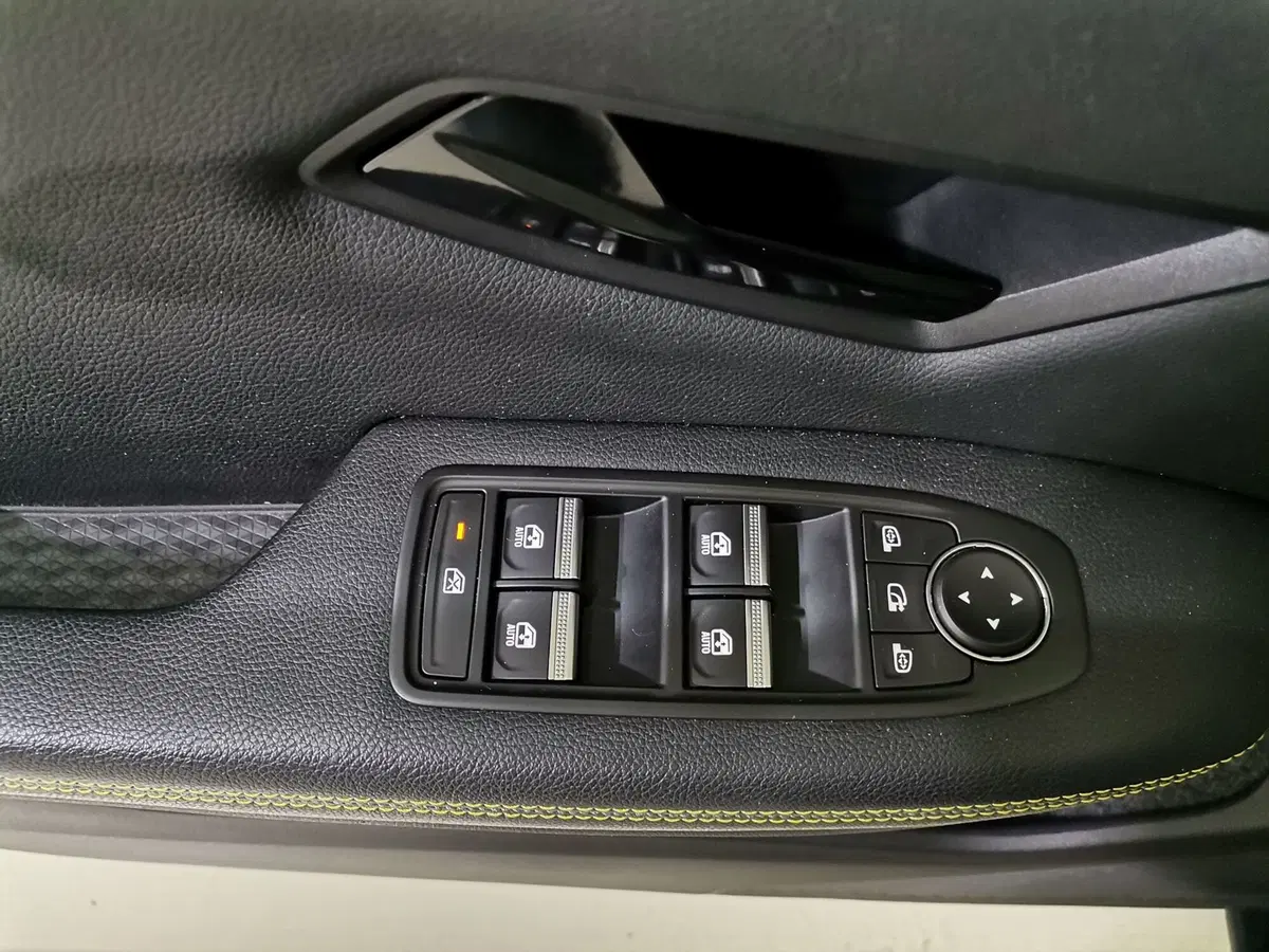 Renault Scenic E-Tech Electric usata a Salerno (17)