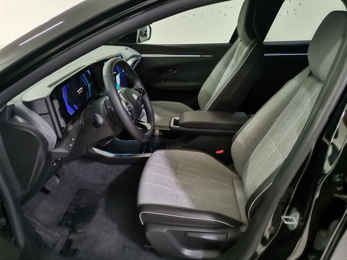 Renault Scenic E-Tech Electric usata a Salerno (9)