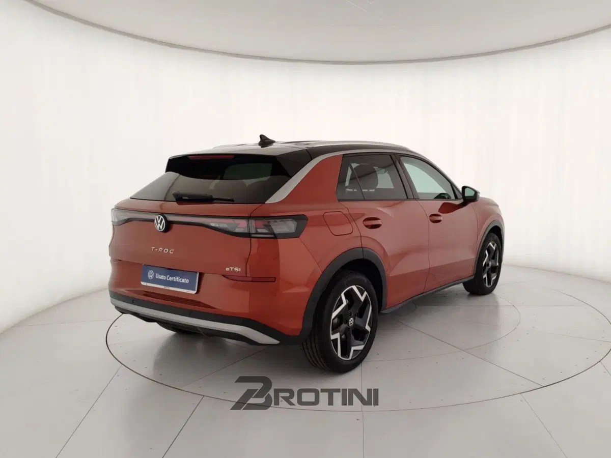 Volkswagen T-Roc usata a Massa-Carrara (3)