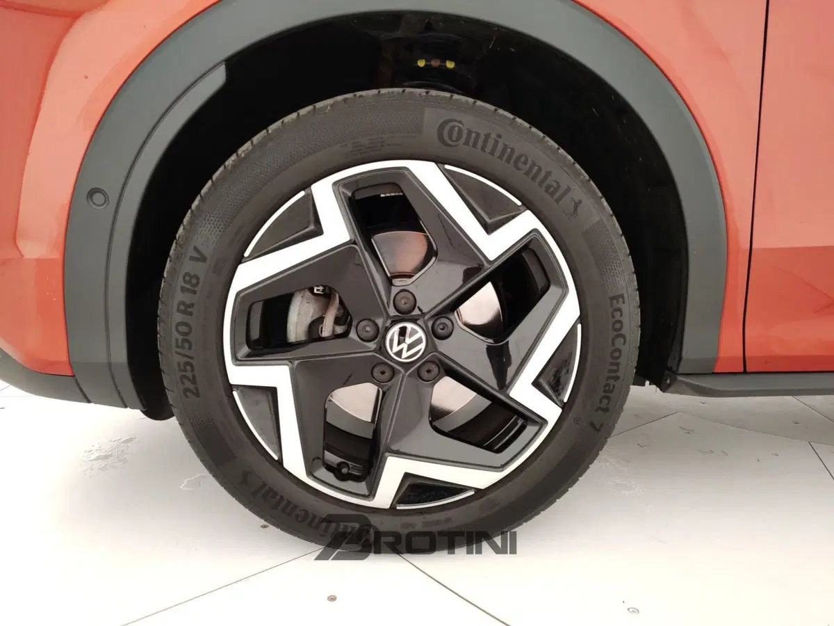 Volkswagen T-Roc usata a Massa-Carrara (6)