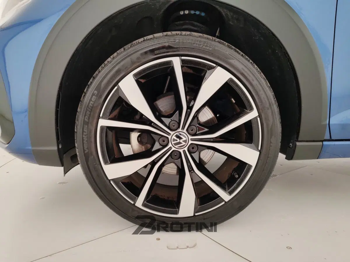 Volkswagen Taigo usata a Massa-Carrara (6)