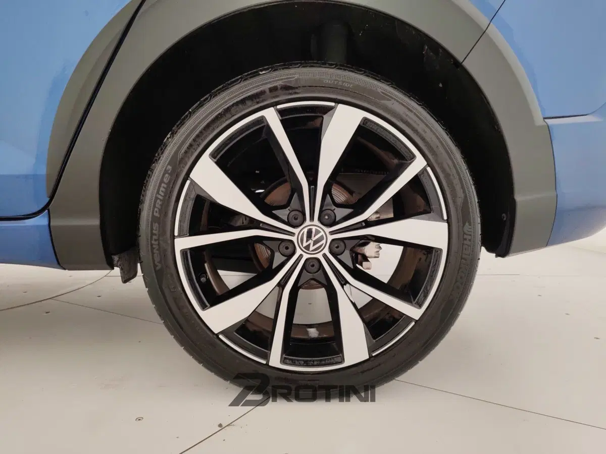 Volkswagen Taigo usata a Massa-Carrara (7)