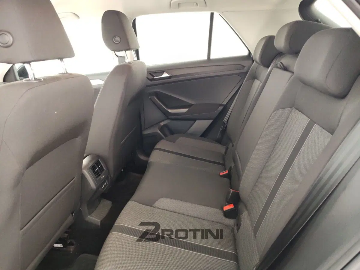 Volkswagen T-Roc usata a Massa-Carrara (10)