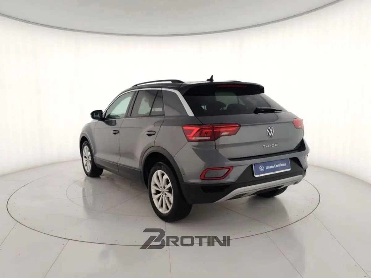 Volkswagen T-Roc usata a Massa-Carrara (2)