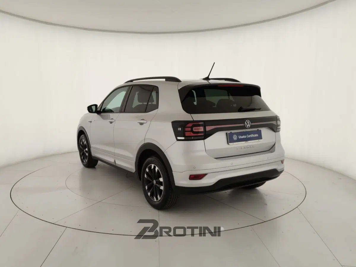Volkswagen T-Cross usata a Massa-Carrara (2)