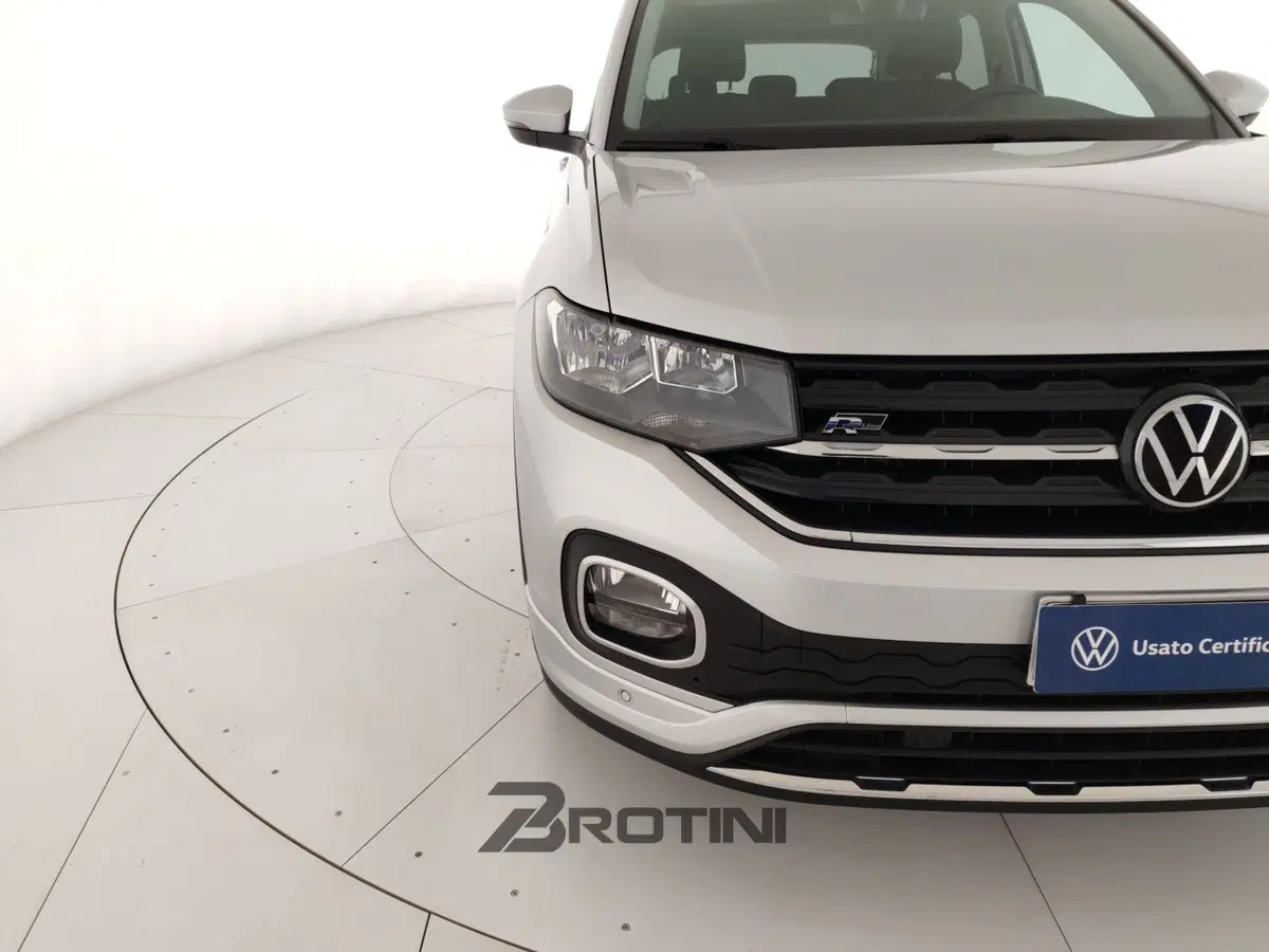 Volkswagen T-Cross usata a Massa-Carrara (5)