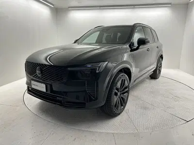 Volvo XC90 2.0 t8 phev Ultra Black Edition awd 7p.ti auto nuova a Bergamo
