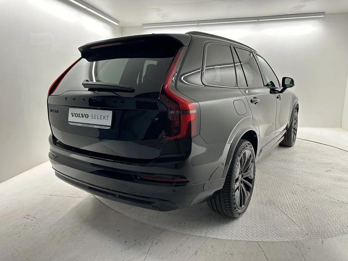 Volvo XC90 nuova a Bergamo (2)